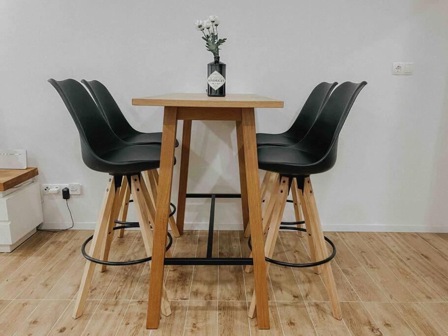 Hvar Home Apartments Đảo Hvar Ngoại thất bức ảnh