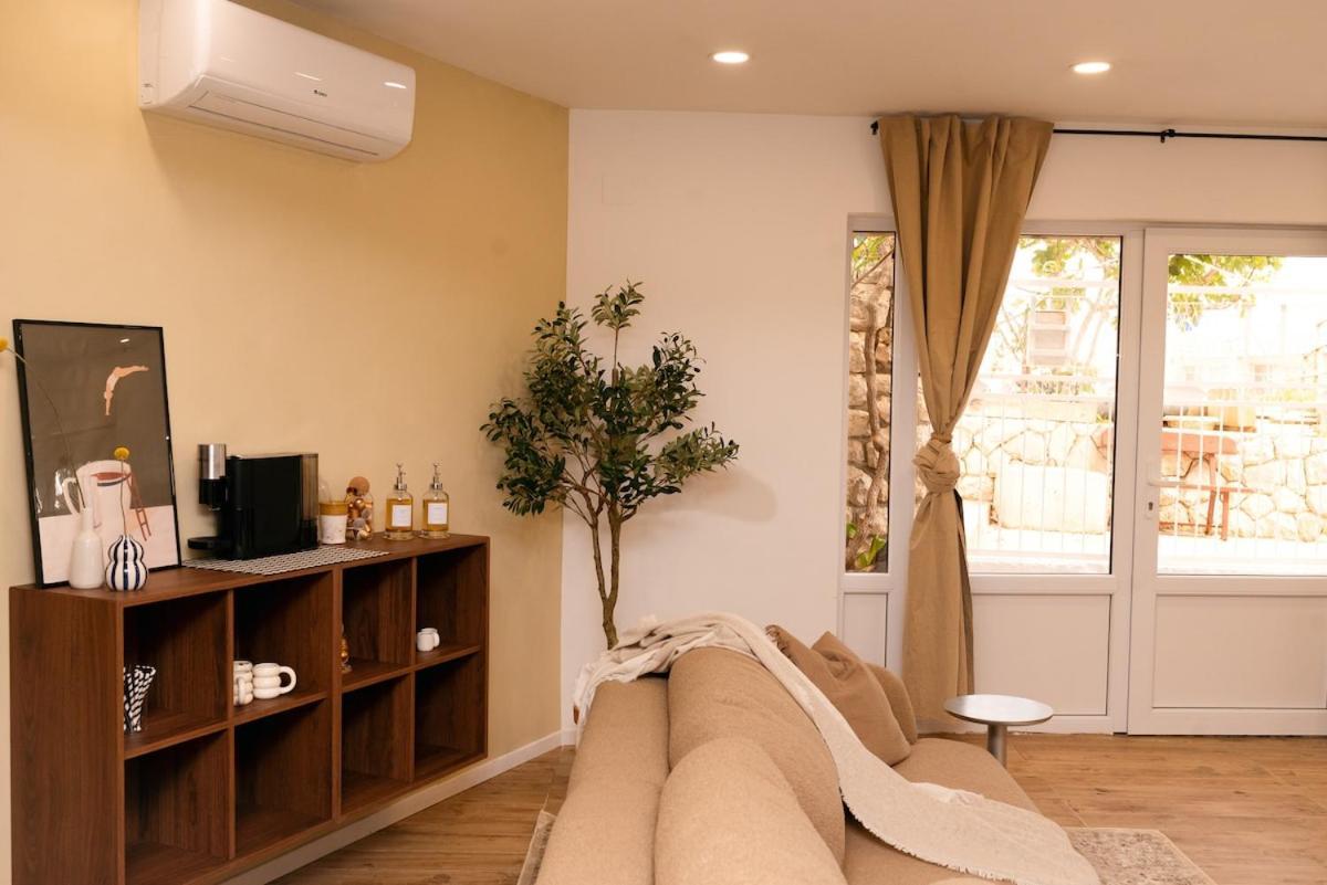 Hvar Home Apartments Đảo Hvar Ngoại thất bức ảnh
